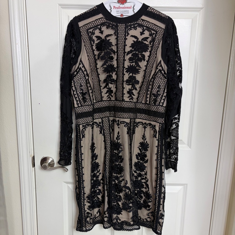 Karen Millen Black Floral Embroidered Lace Mini Dress Nude Lining US 16
